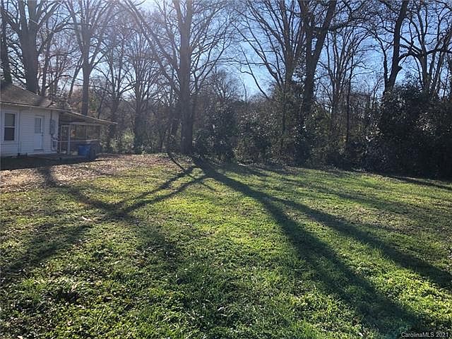 2nd image of 1 Linestowe Dr #70