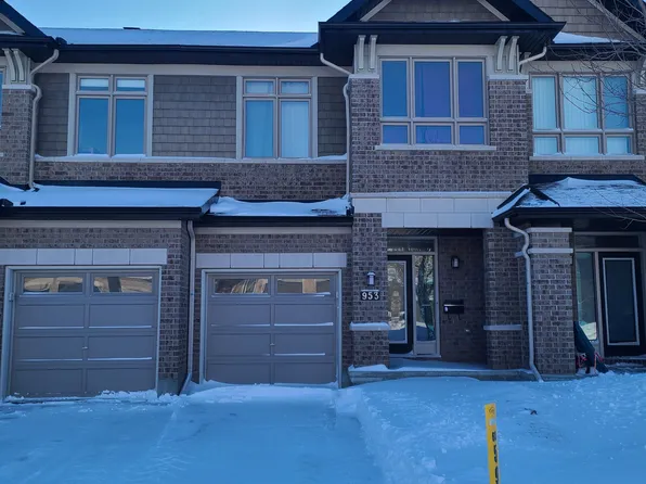 953 Fletcher Cir, Ottawa, ON K2T 0B9