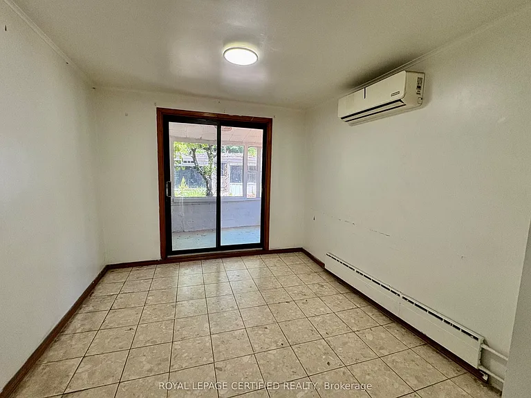 36 Mitchell Ave — Photo 10