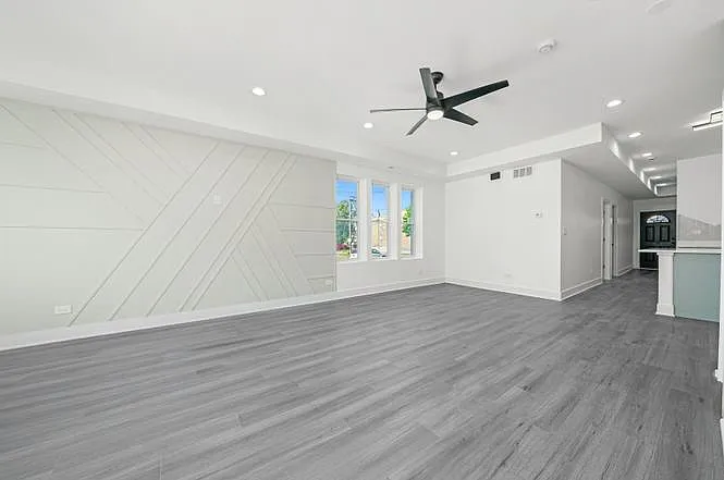 322 S Kostner Ave #1 — Photo 2