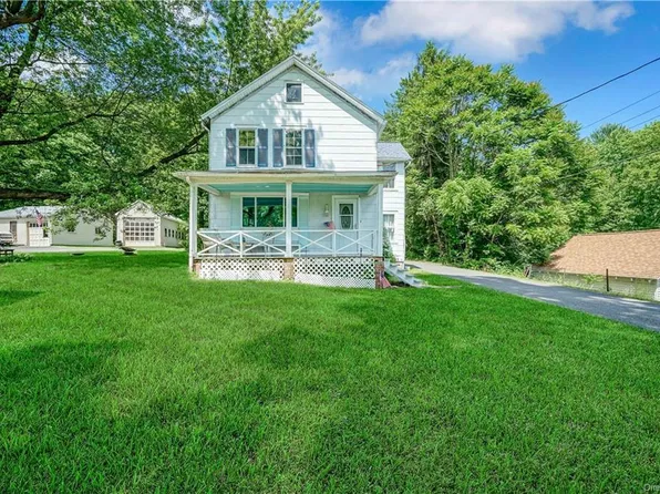 16 Weissel Ave, Catskill, NY 12451