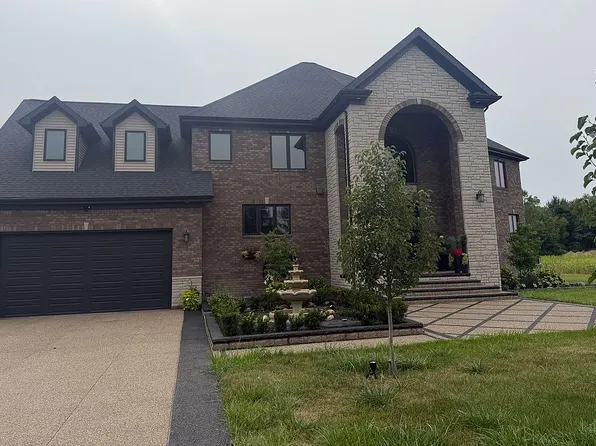 65339 Romeo Plank Rd, Ray, MI 48096