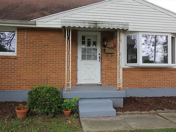 2nd image of 2605 Colonial Ave
