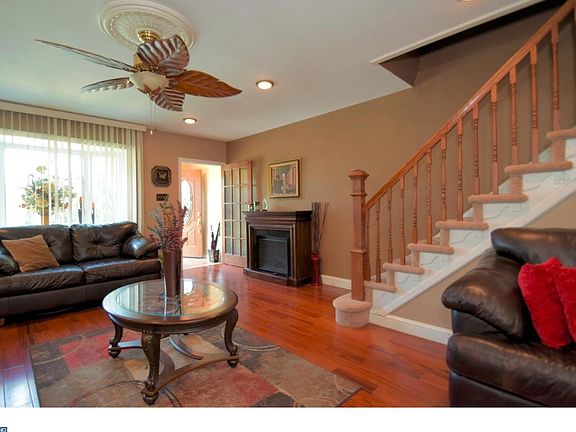 4th image of 1707 E Tulpehocken St