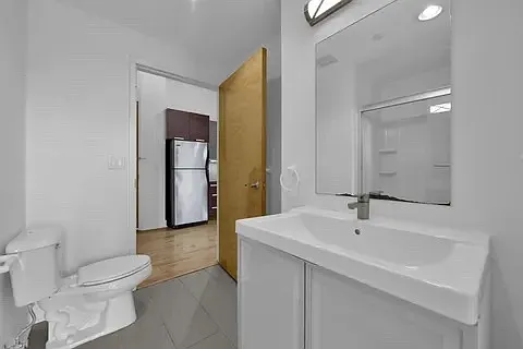 150 E Main St #308 — Photo 4