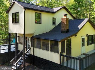 545 Wild Rose Dr, Hedgesville, WV 25427