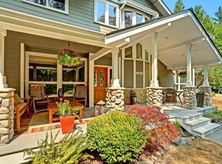 13516 Chatri Pl NE, Bainbridge Island, WA 98110