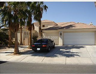 2nd image of 3813 Old Orchard Ct