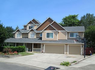 1727 NW 30th Cir, Camas, WA 98607