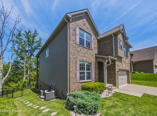 227 Belden Trl, Louisville, KY 40245