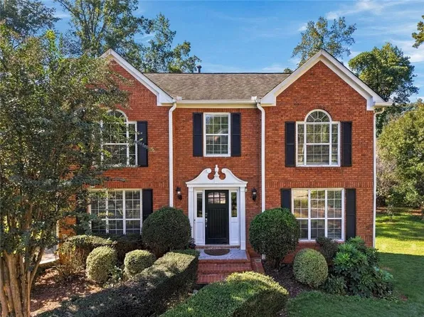 690 Ruxbury Ct, Suwanee, GA 30024