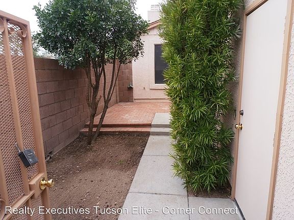 4th image of 2460 N Palo Hacha Dr
