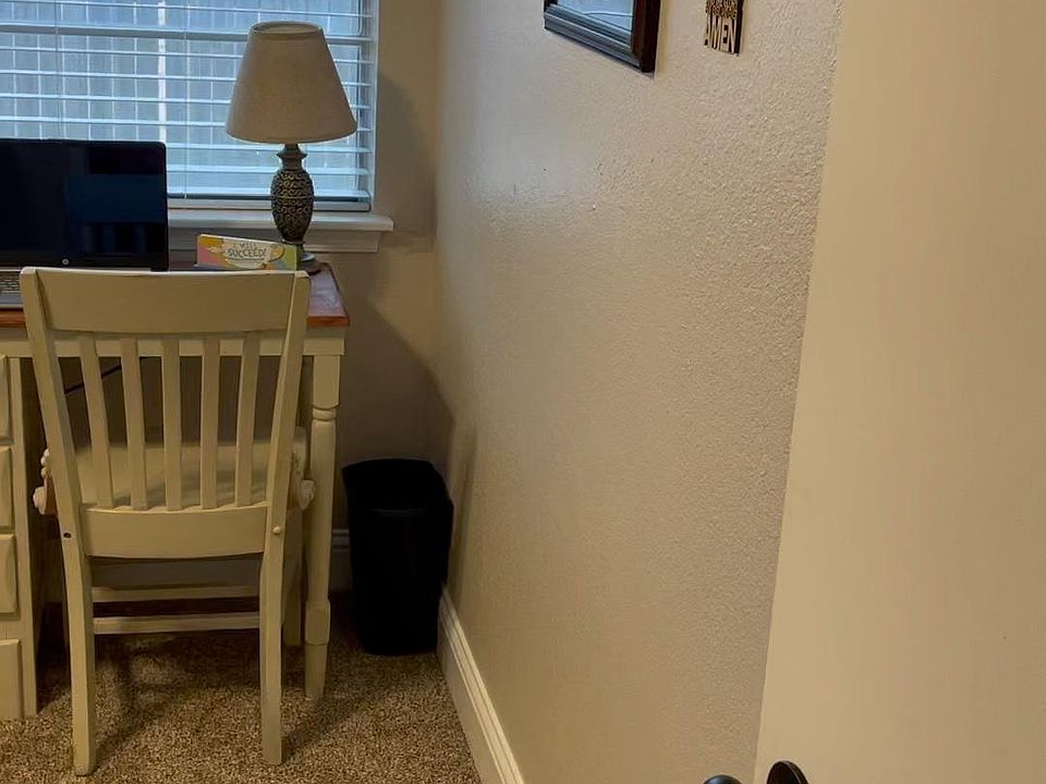 2nd image of 5524 Inglewood Ln