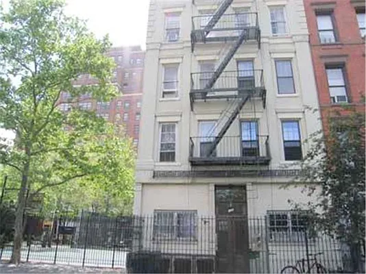 Rented by Buchbinder & Warren | media 30