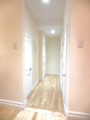 Rented by Mason Real Estate | media 25
