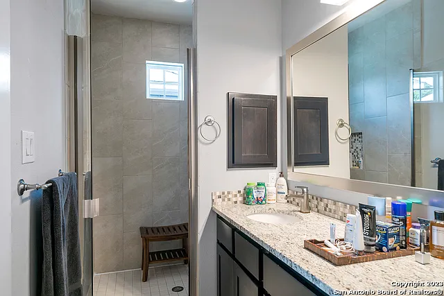 223 Claremont Ave #101 — Photo 29