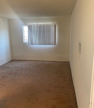 5th image of 11434 Calvert St APT 10