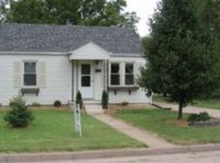 804 Hancock Ave, Salina, KS 67401
