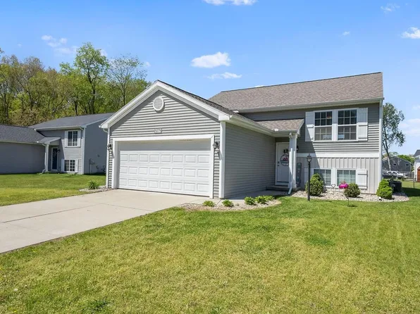 51779 Hannigan Dr, South Bend, IN 46637