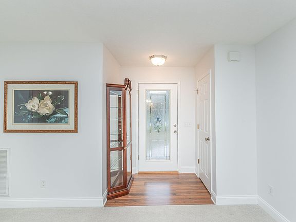 2nd image of 103 Kalmia Cir