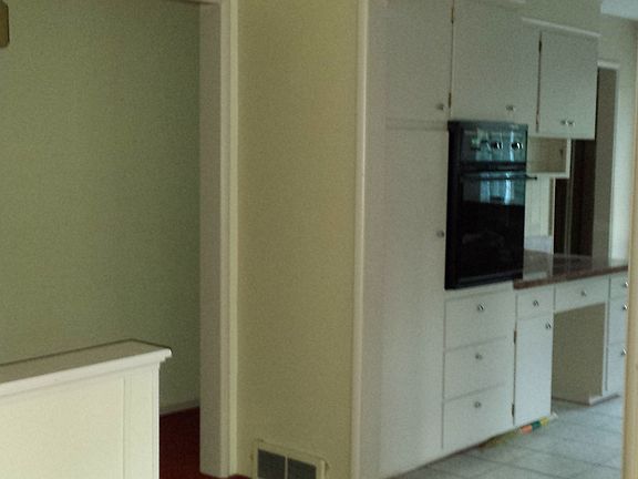 Entrance to Kitchen