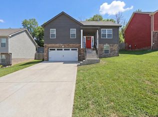 1148 Racker Dr, Clarksville, TN 37043