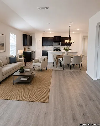 6514 Encore Oaks — Photo 2
