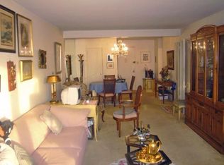 370 Ocean Pkwy APT 12C, Brooklyn, NY 11218