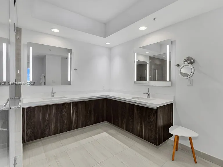 1180 N Federal Hwy #1009 — Photo 22