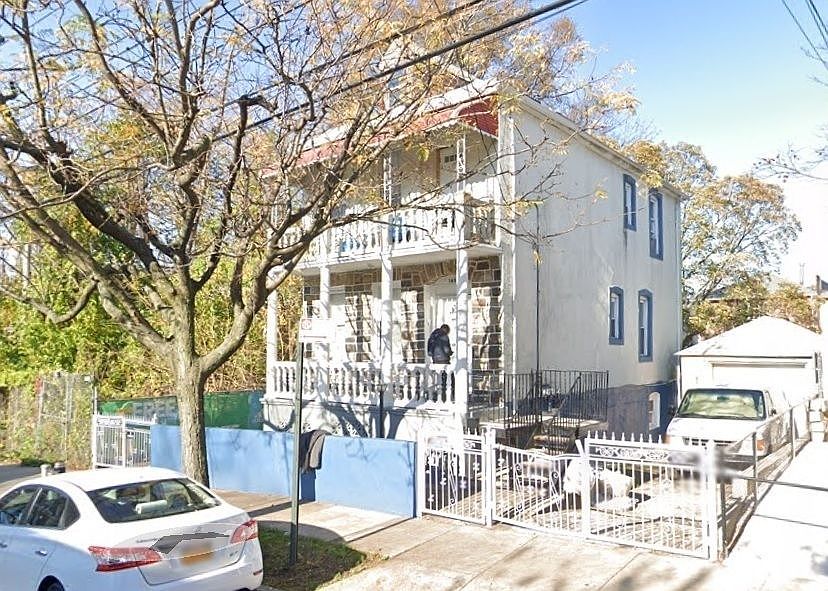 1st image of 1451 Needham Ave #3FAM
