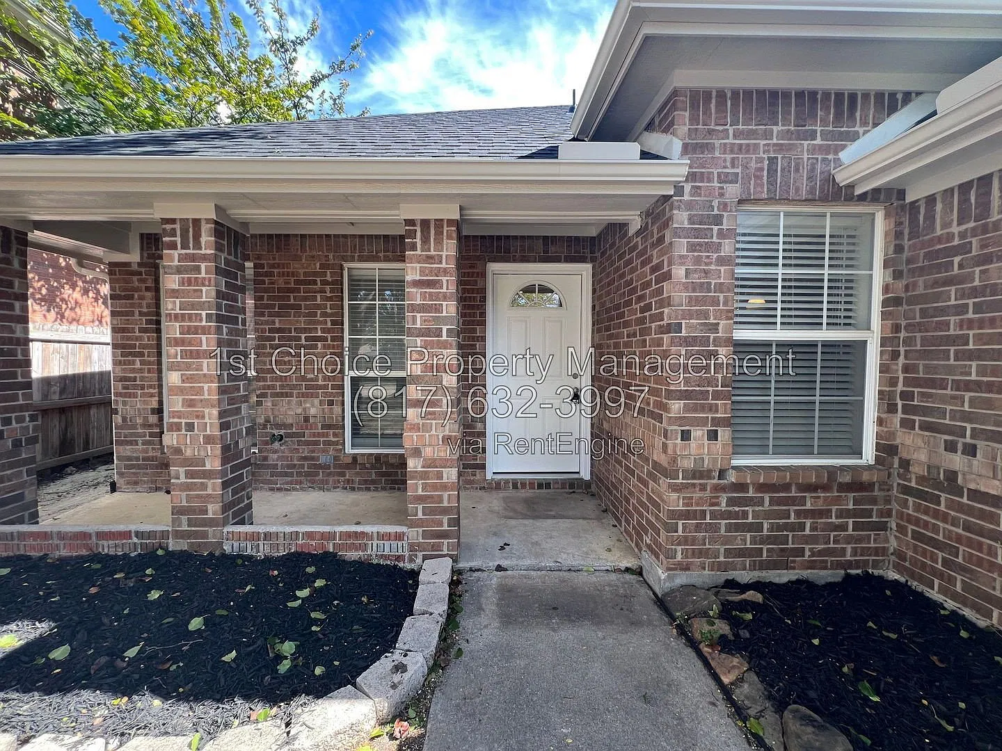3 bed, 2.0 bath, 1558 sqft, $2,050 — Photo 3