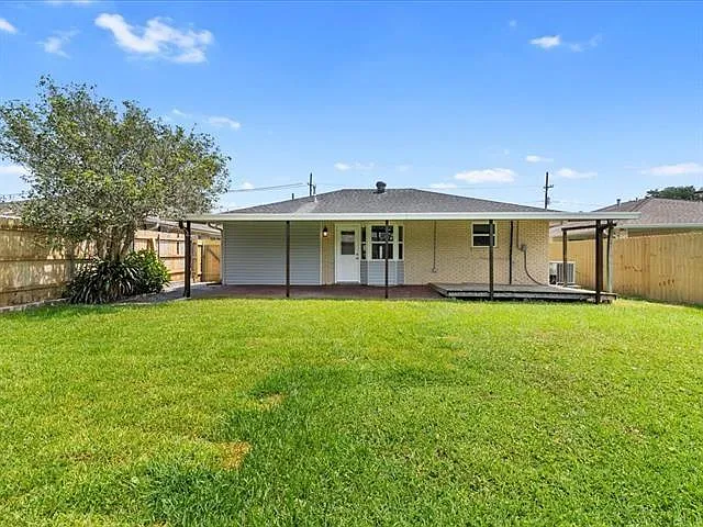 1308 Carnation Ave — Photo 14