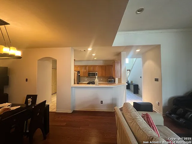 610 Renoir — Photo 5