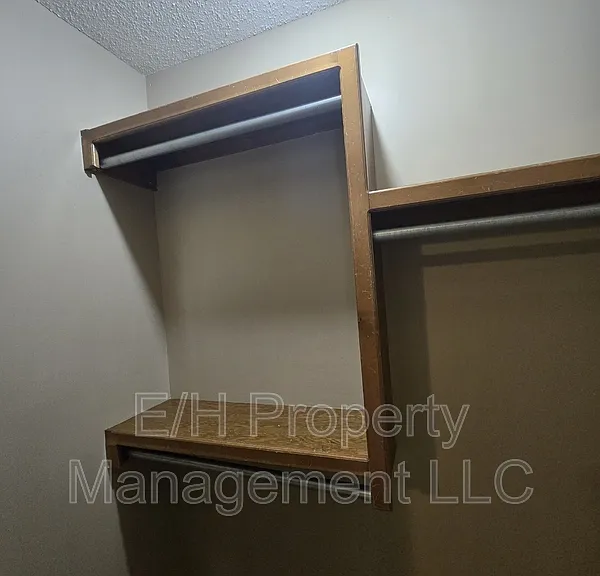 9105 W Westlawn St #1 — Photo 20