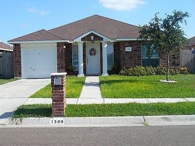 1st image of 1300 Janet Ln