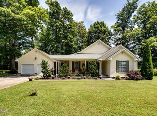 230 Robinson Ln, Decatur, TN 37322