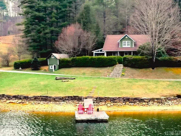 164 Caribou Mountain Road, Cullowhee, NC 28723