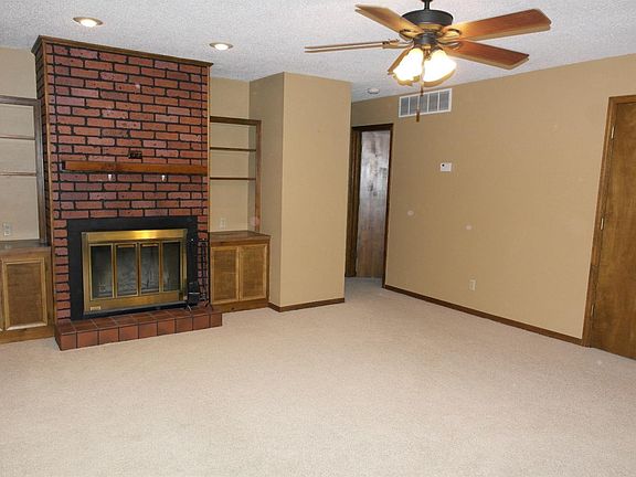 3rd image of 2209 Marjorie Dr