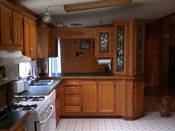 19 x 10.9ft kitchen