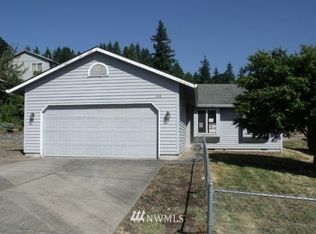 408 N 4th Pl, Kalama, WA 98625