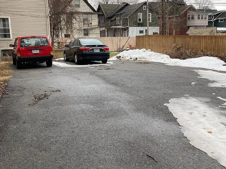 300 Meigs St — Photo 13
