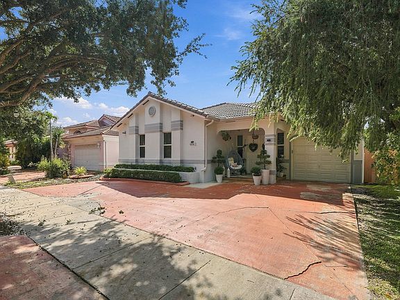 3rd image of 9062 NW 148TH Terrace