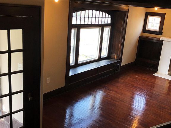 3rd image of 1101 Jefferson Ave