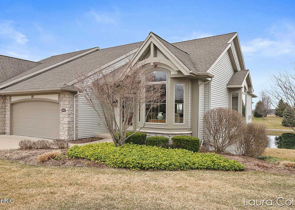 1st image of 5845 Linkside Ln NE #36