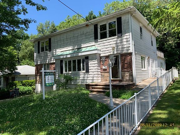 3rd image of 47 E Cheshire Pl