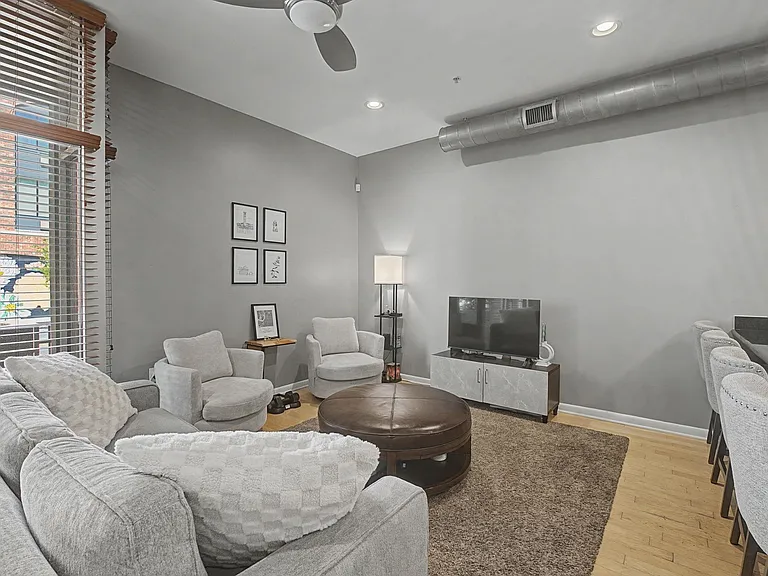 437 Monroe Ave #106 — Photo 4