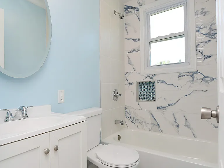 9635 Maple St — Photo 11