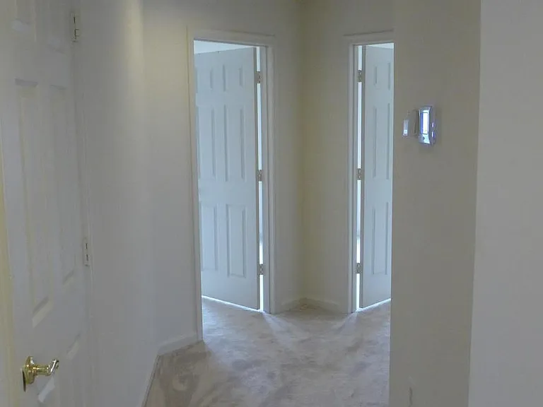 10008 Manor Pl — Photo 20