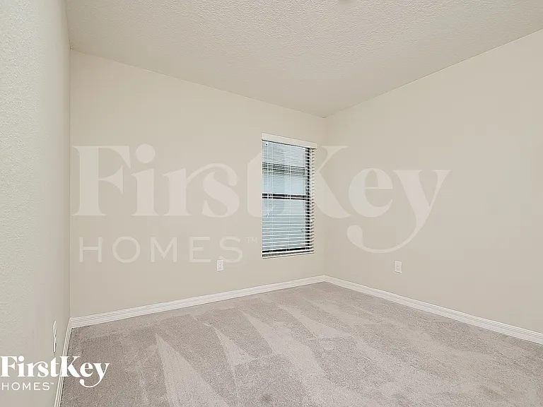 10104 Rose Petal Pl — Photo 13