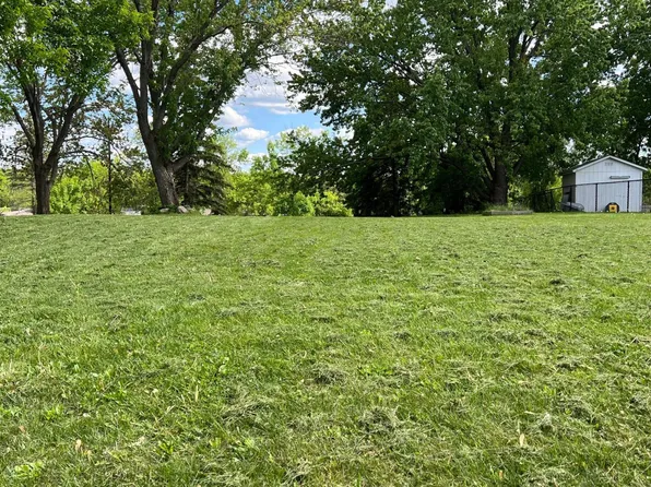 5512 Sunset Cir, Rockford, MN 55373